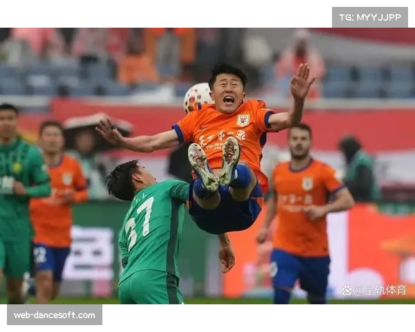 山东泰山客场2-2绝平成都蓉城，费南多补时阶段任意球救主